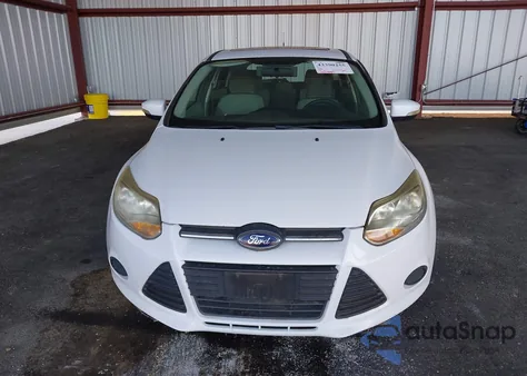 2014 Ford Focus Se из США, поврежденный, VIN 1FADP3K2XEL177020